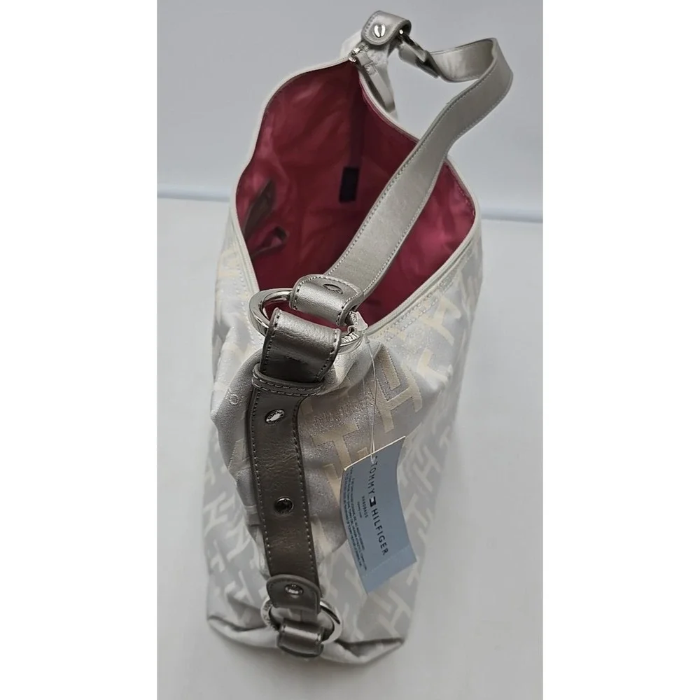 Tommy Hilfiger Womens Purse‎ Snapped Up Hobo NWT